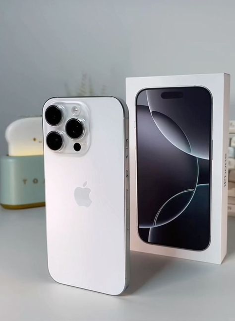 Apple Iphone 16 Pro Max 256GB Novo Lacrado - Branco